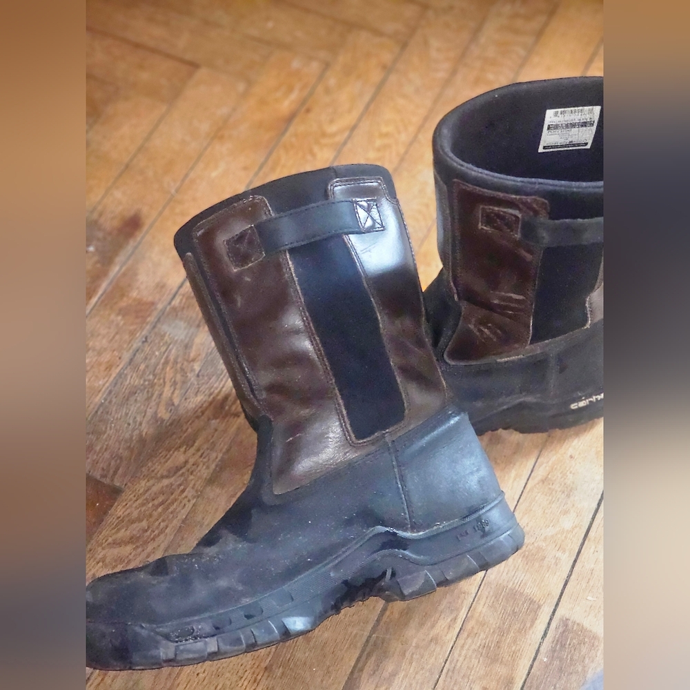 Men's Black and Brown Boots Carhartt.